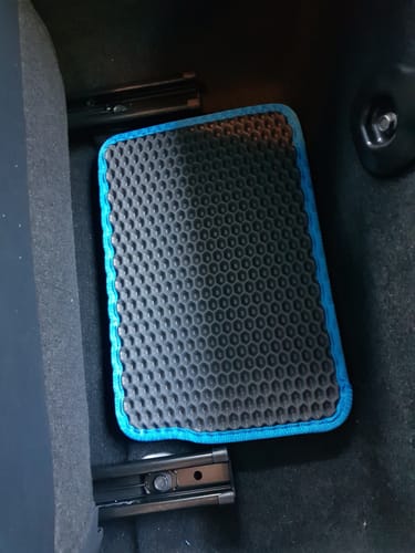 Customer photo review of Auto Fußmatten nach Maß - Komplettset