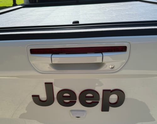 Customer photo review of Gladiator Tailgate Handle Prefinished (All Models)