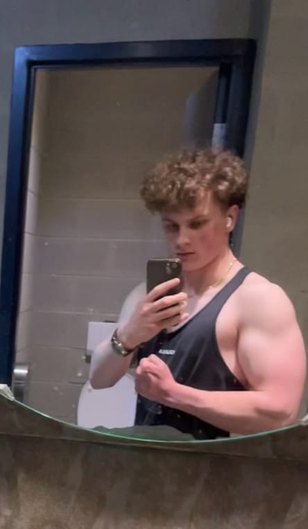 Customer photo review of 3011 - The Perfect Stringer