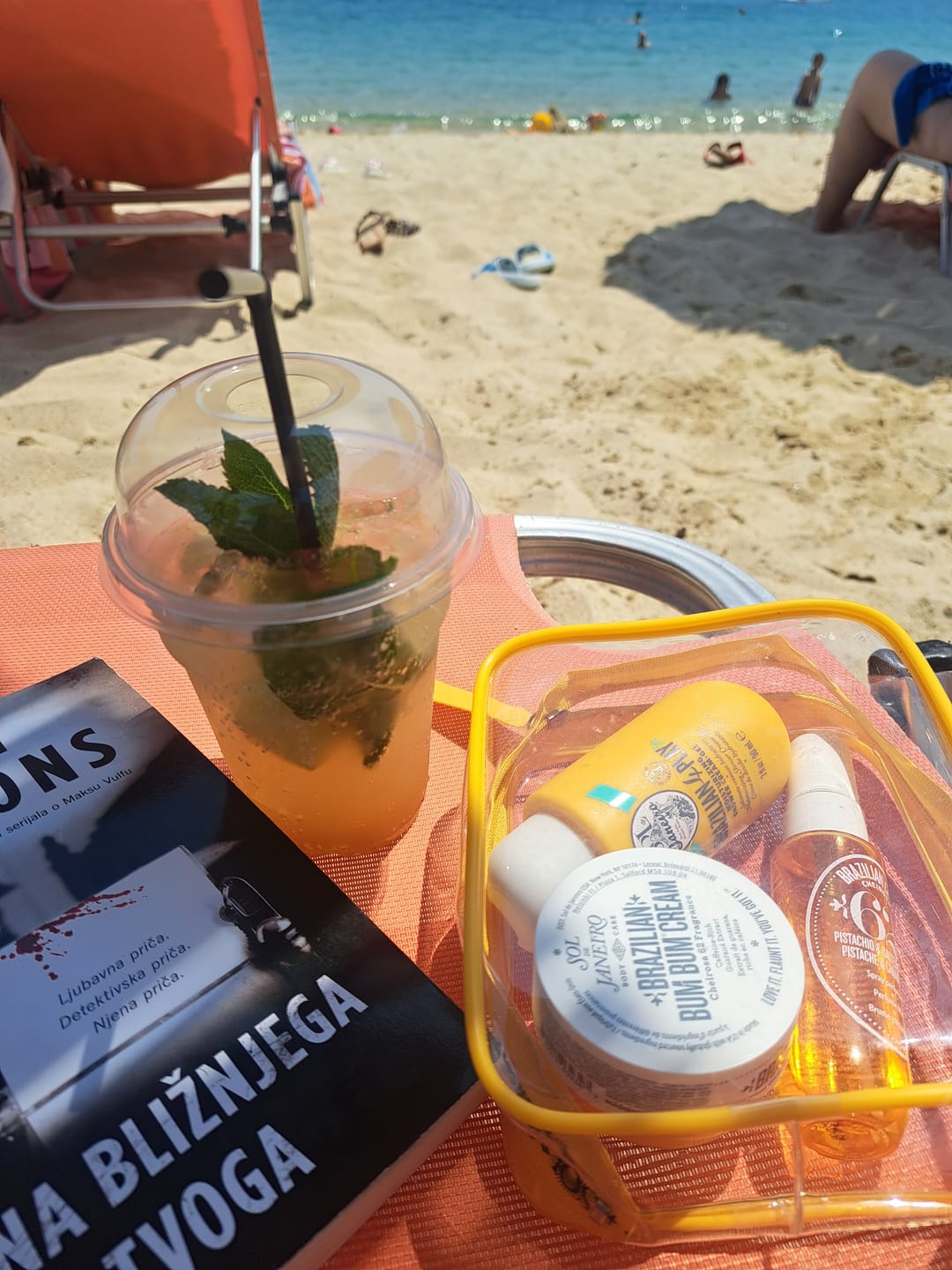 Customer photo review of Sol de Janeiro Bum Bum Jet Set