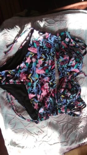 Customer photo review of Maillot de Bain Grande Taille Amincissant 2 Pièces