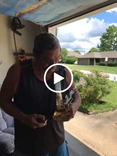 Customer video review of Twisty™ Glass Mini Tubes (2)
