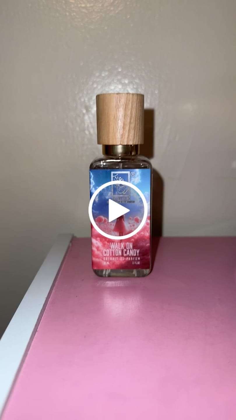 Customer video review of Walk On Cotton Candy