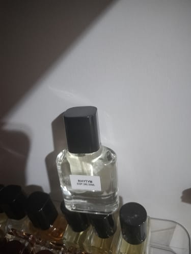 Customer photo review of Women • Rhythm