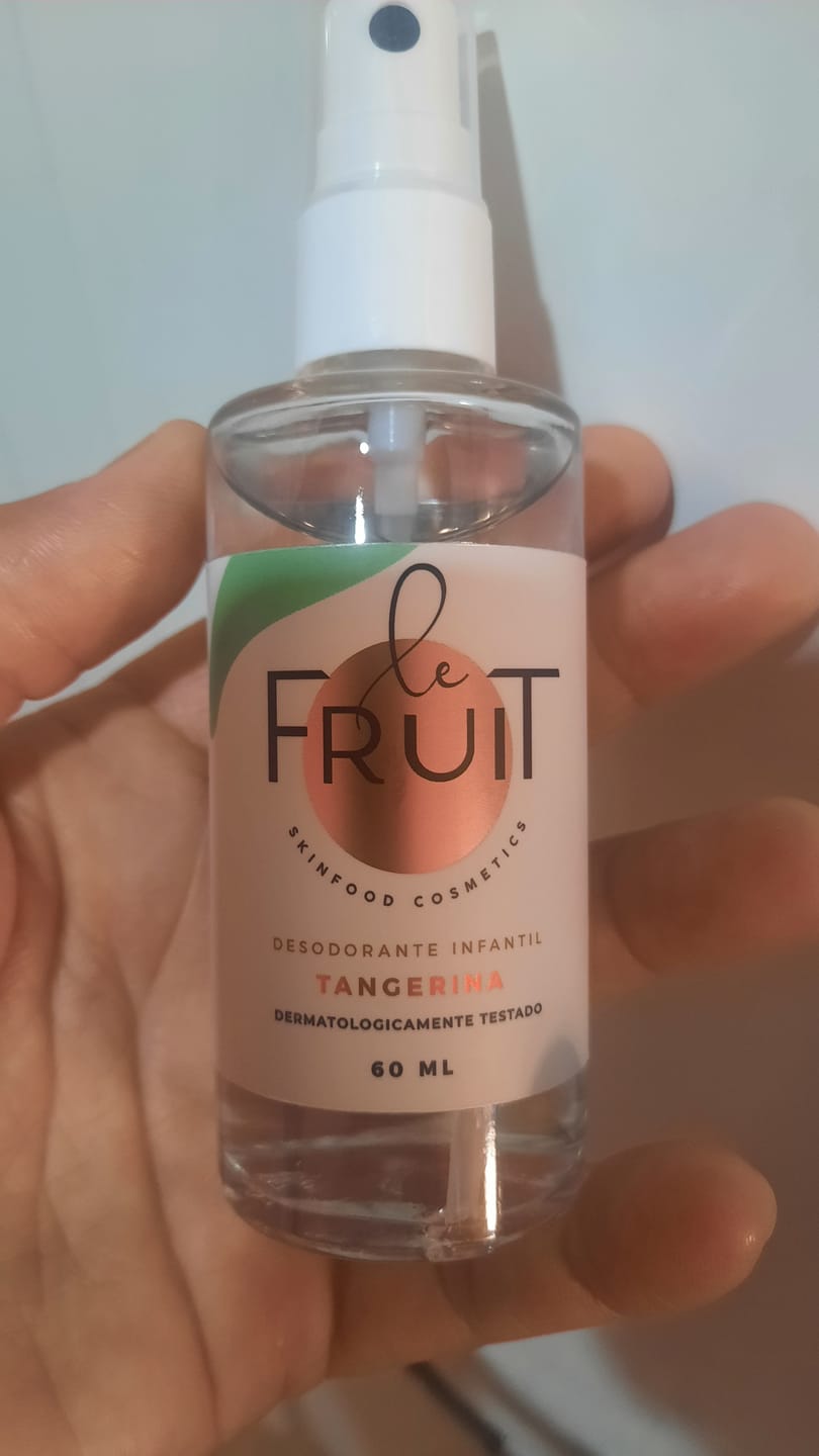 Customer photo review of Desodorante Diário Teen