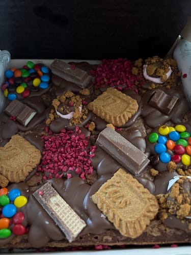 Customer photo review of Mixed assortment brownie