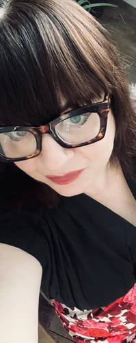 Customer photo review of 4 Pack Stylish Reading Glasses Fashionable Readers R9107-1
