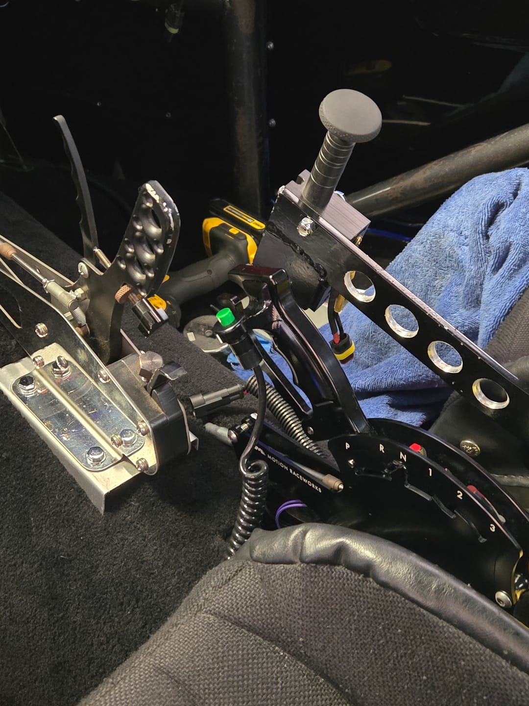Customer photo review of TH400 3 Speed Reverse Pattern Operator Series Billet Shifter Front Exit