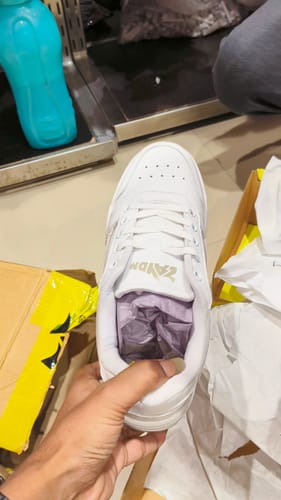 Customer photo review of ZEN Sun White Men's casual sneaker