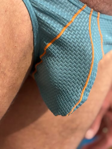 Customer photo review of 3 Pack Men's Ice Silk High-Elastic Breathable Briefs for Sports