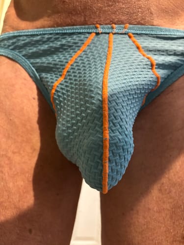 Customer photo review of 3 Pack Men's Ice Silk High-Elastic Breathable Briefs for Sports