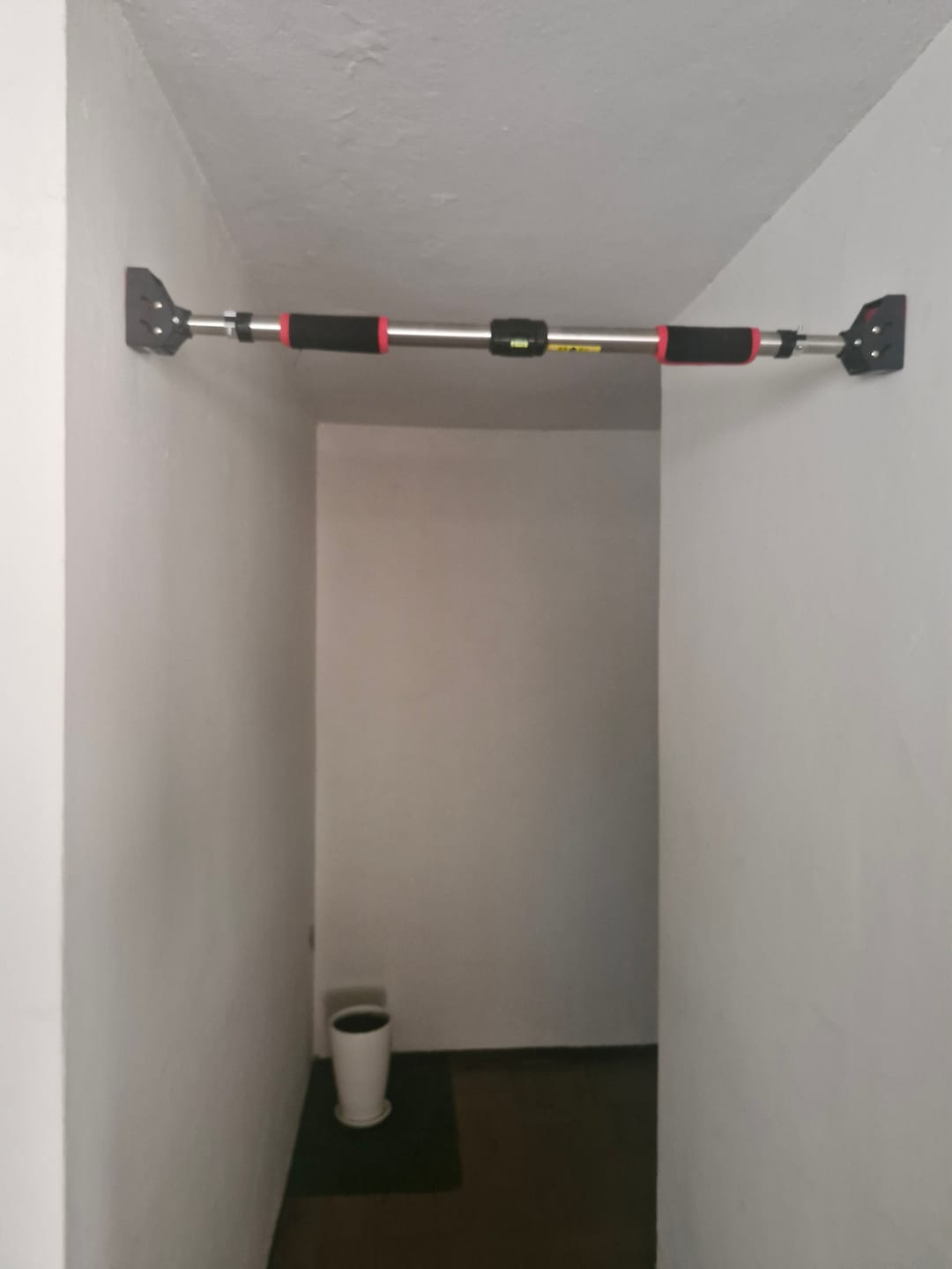 Customer photo review of Barra para Dominadas y Calistenia Pull UP