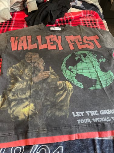 Customer photo review of Vale Forever Recon Tee Black