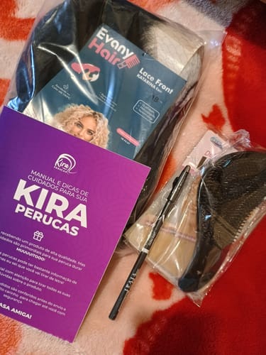 Customer photo review of Lace Front HD Katarina Preta Ondulada 75cm - Repartição Livre 13x4