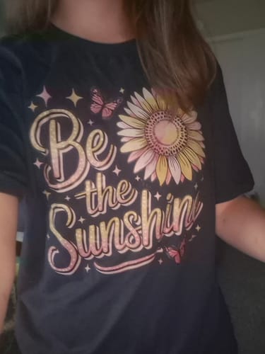 Leah D. review of Be The Sunshine Colorful Short Sleeve Shirt image 1 out of 1