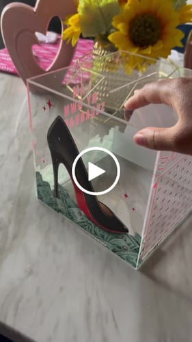 Customer video review of Luxe Red | $10k Smashbox