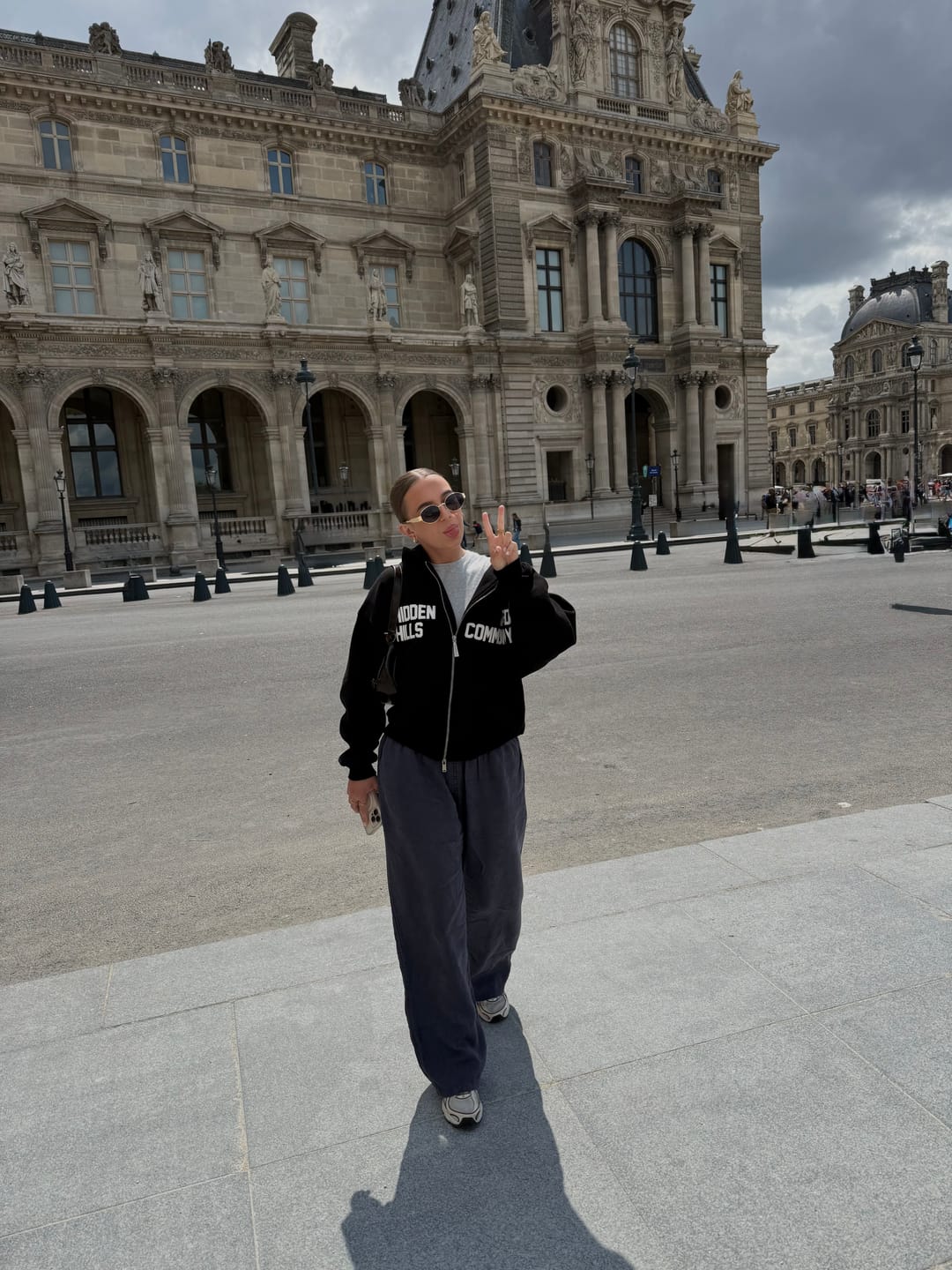 Customer photo review of GATED COMMUNITY ZIP HOODIE BLACK