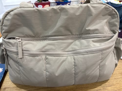 Customer photo review of Puffy Water-Resistant Gym & Travel Duffle Bag