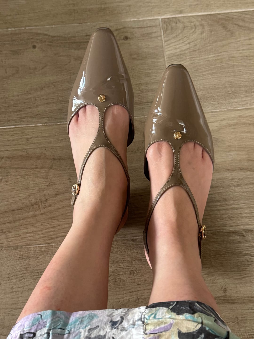 Customer photo review of L'opéra 𓆟 Pointed-Toe Ankle-Strap Slingback