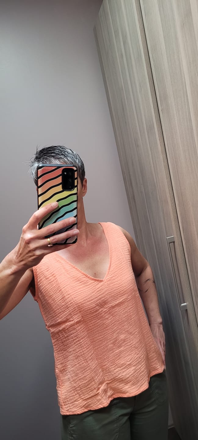 Customer photo review of Débardeur Félicie - Double gaze de coton corail