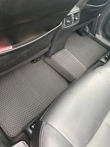 Customer photo review of Dywaniki samochodowe na zamówienie - Przód i tył