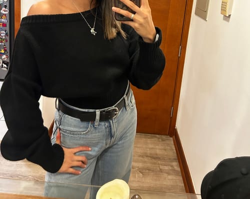 Customer photo review of SWEATER REGINA NEGRO