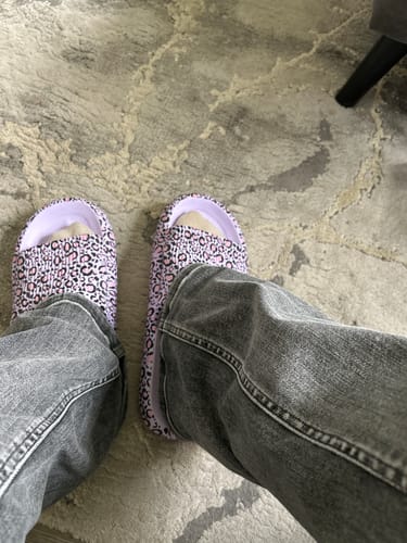 Customer photo review of HappyFlops Limited Editions