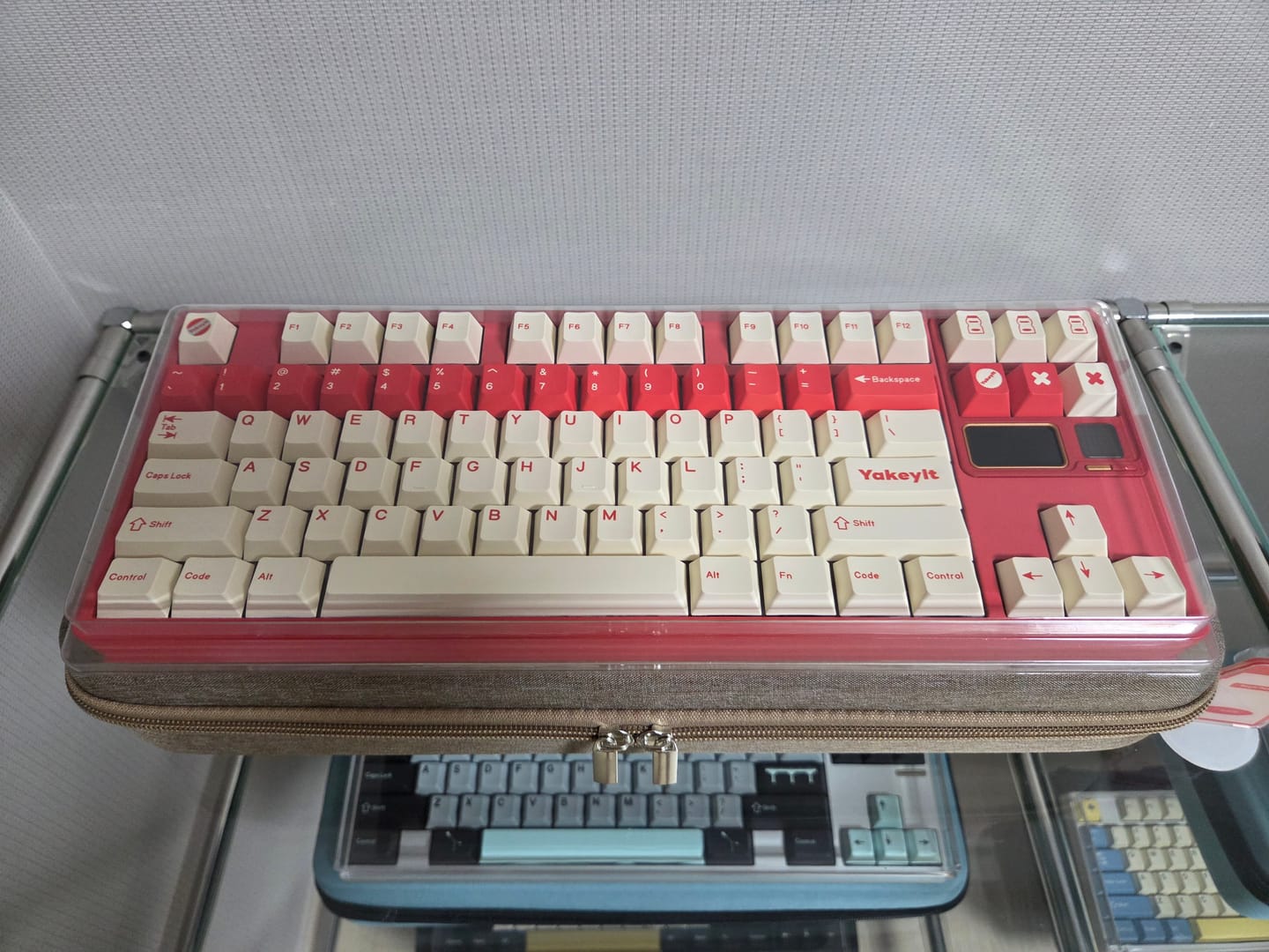 Customer photo review of TUT YAKEYLT CHERRY PROFILE KEYCAPS SET R2