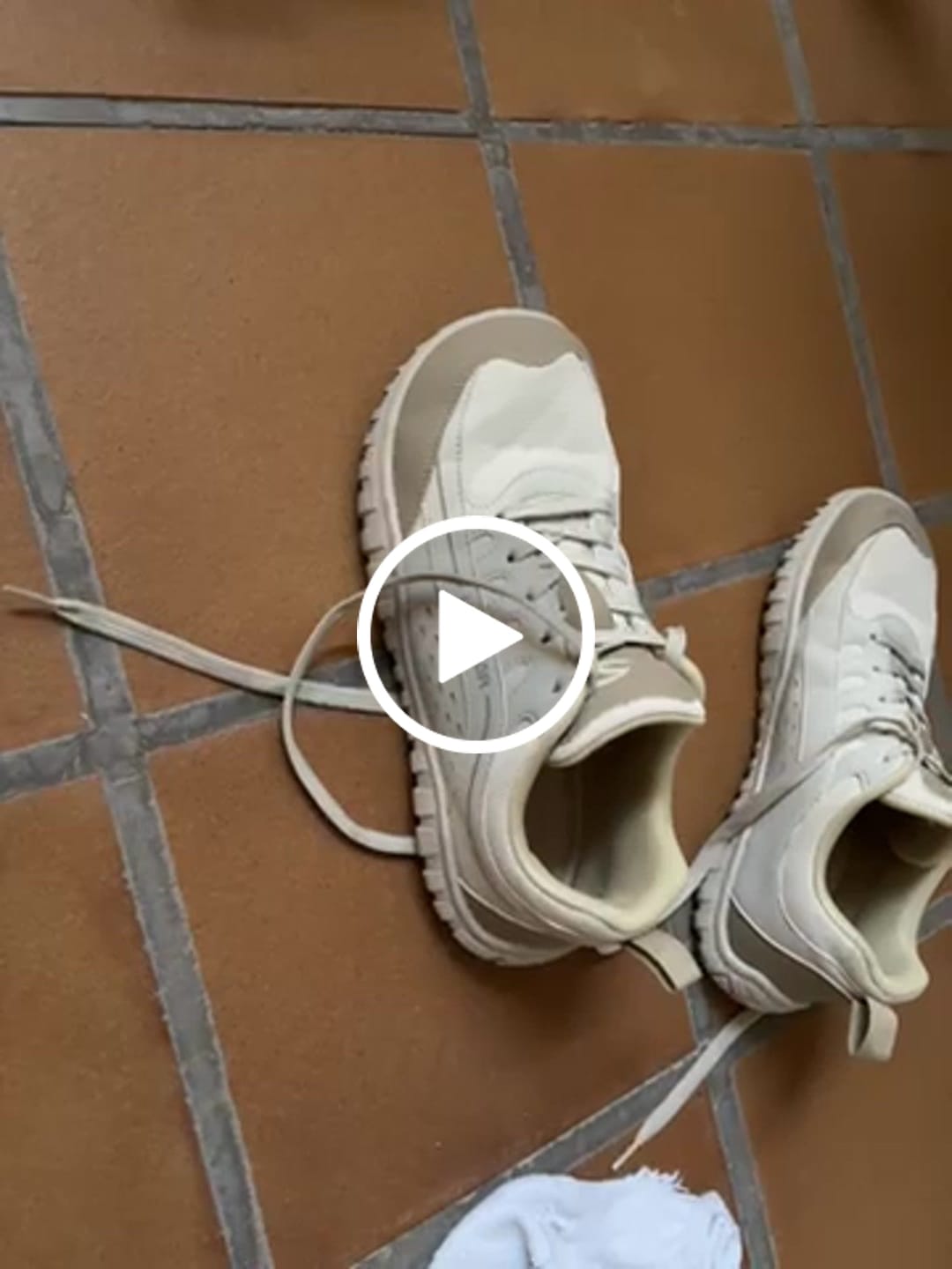 Customer video review of Crest - Zapatos De Punta Ancha