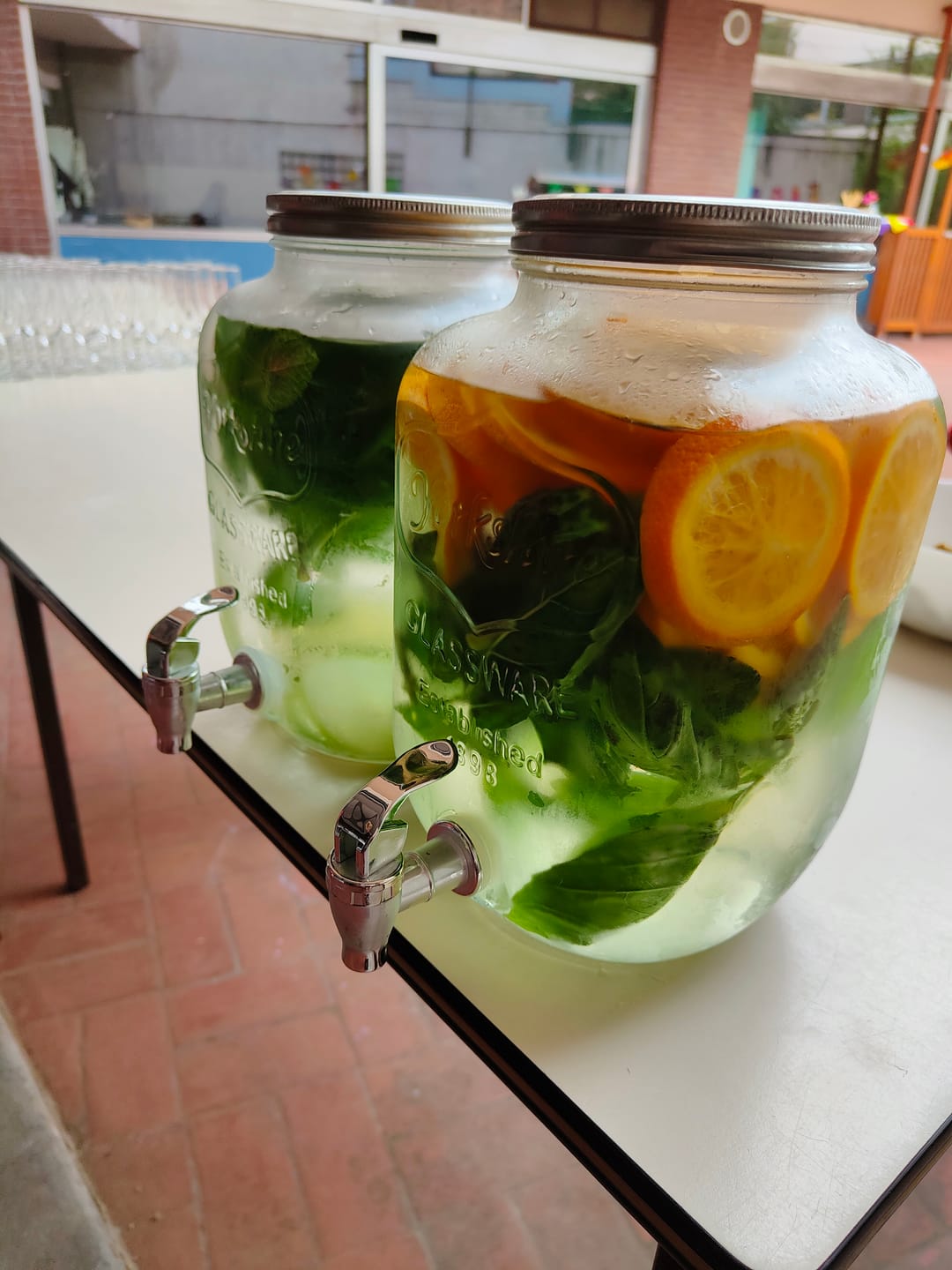 Customer photo review of Cookinglife Dubbele Drankdispenser - met houder - 2 x 4 liter