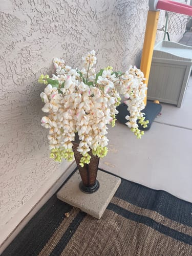 Customer photo review of Bulk Exclusive Extra Long Wisteria Blossom Stems Hanging Flowers Spring Wholesale