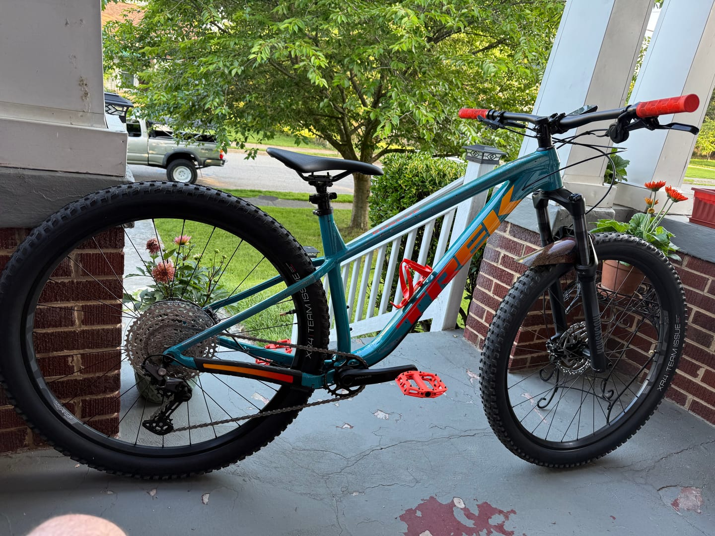 Customer photo review of Maze Runner Frame Keeper