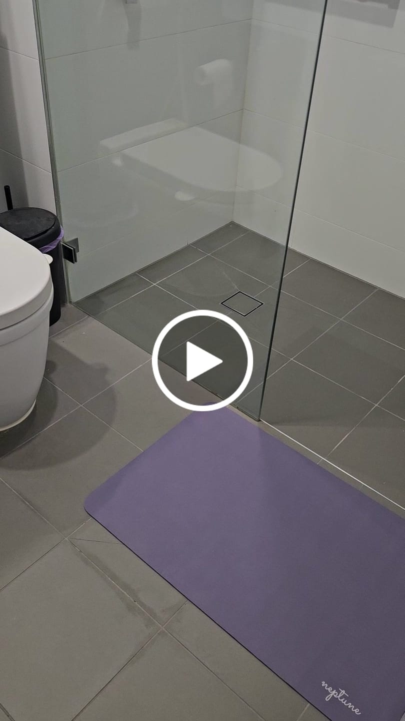 Customer video review of Diatomite Fast Drying Bathmats (50x80cm)