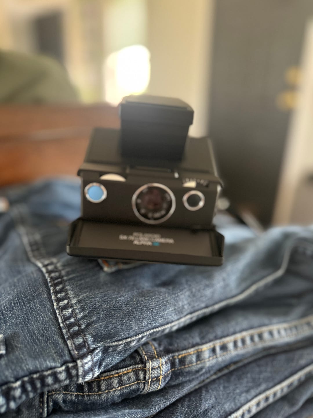 Customer photo review of Polaroid SX-70 Alpha SE Black Folding Instant Film Camera