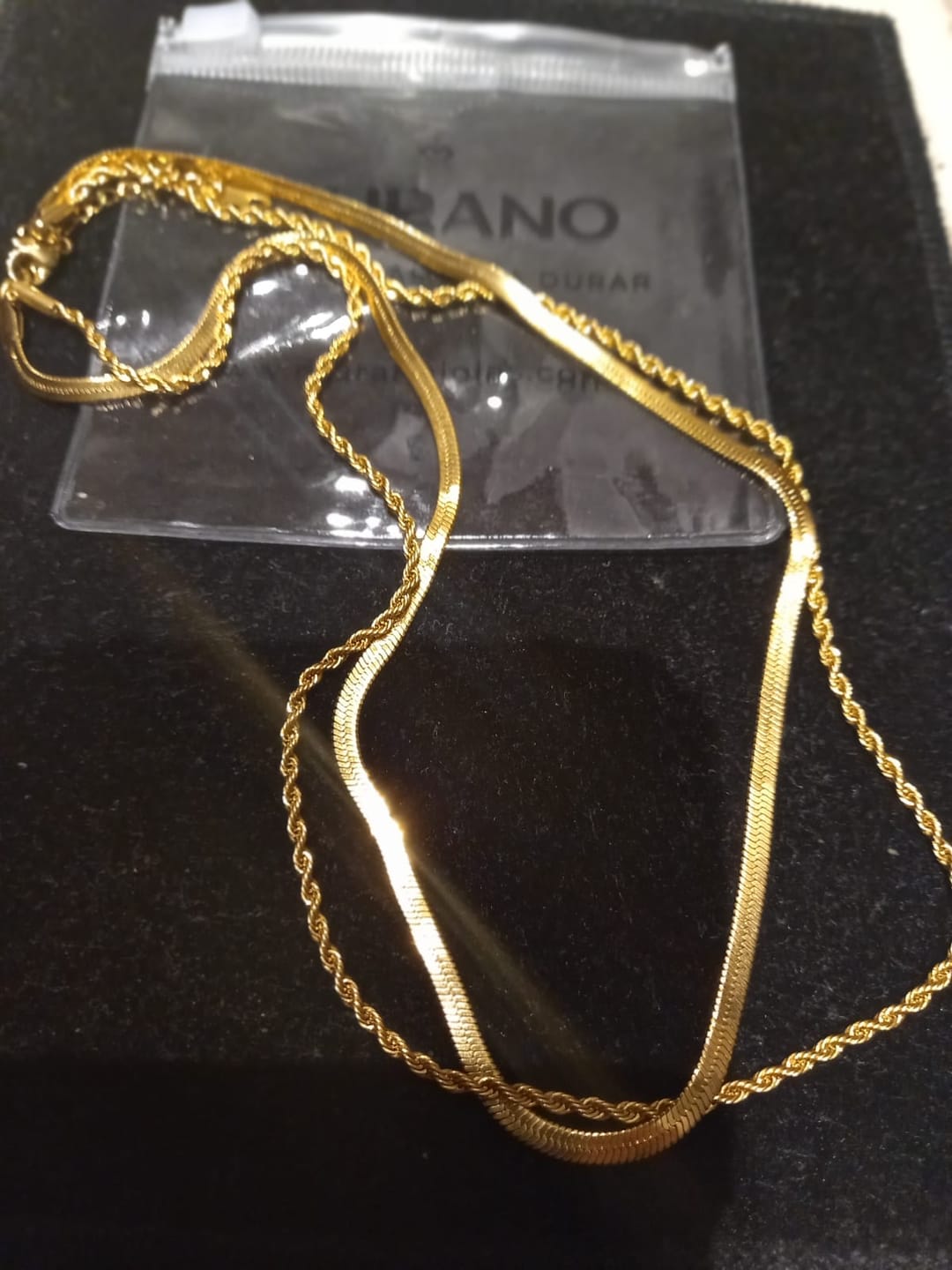 Customer photo review of Mix Colar Melina Banhado em Ouro 18k