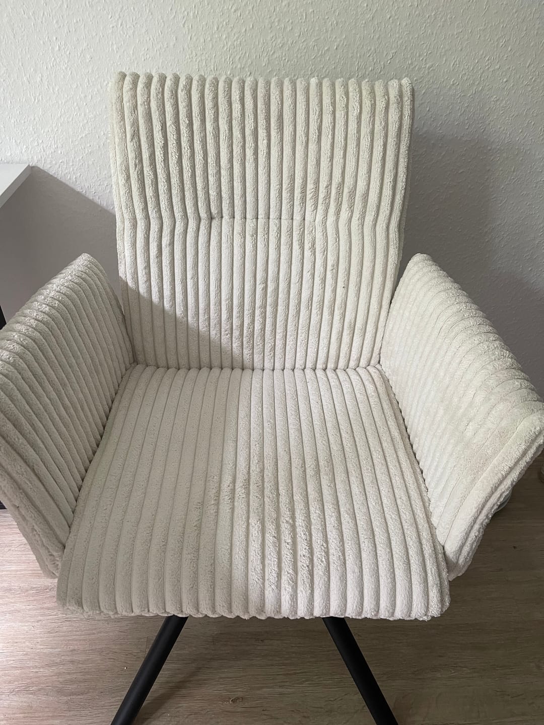 Customer photo review of Livinda™  Sofa Protector & Sofa Care Set