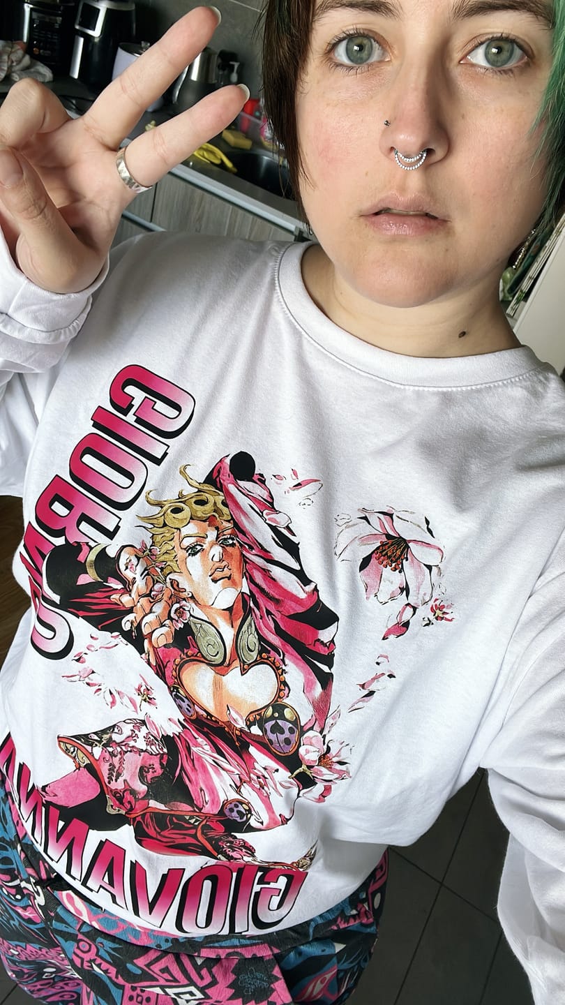 Customer photo review of Polera Jojo's Bizarre Adventure Giorno Giovanna