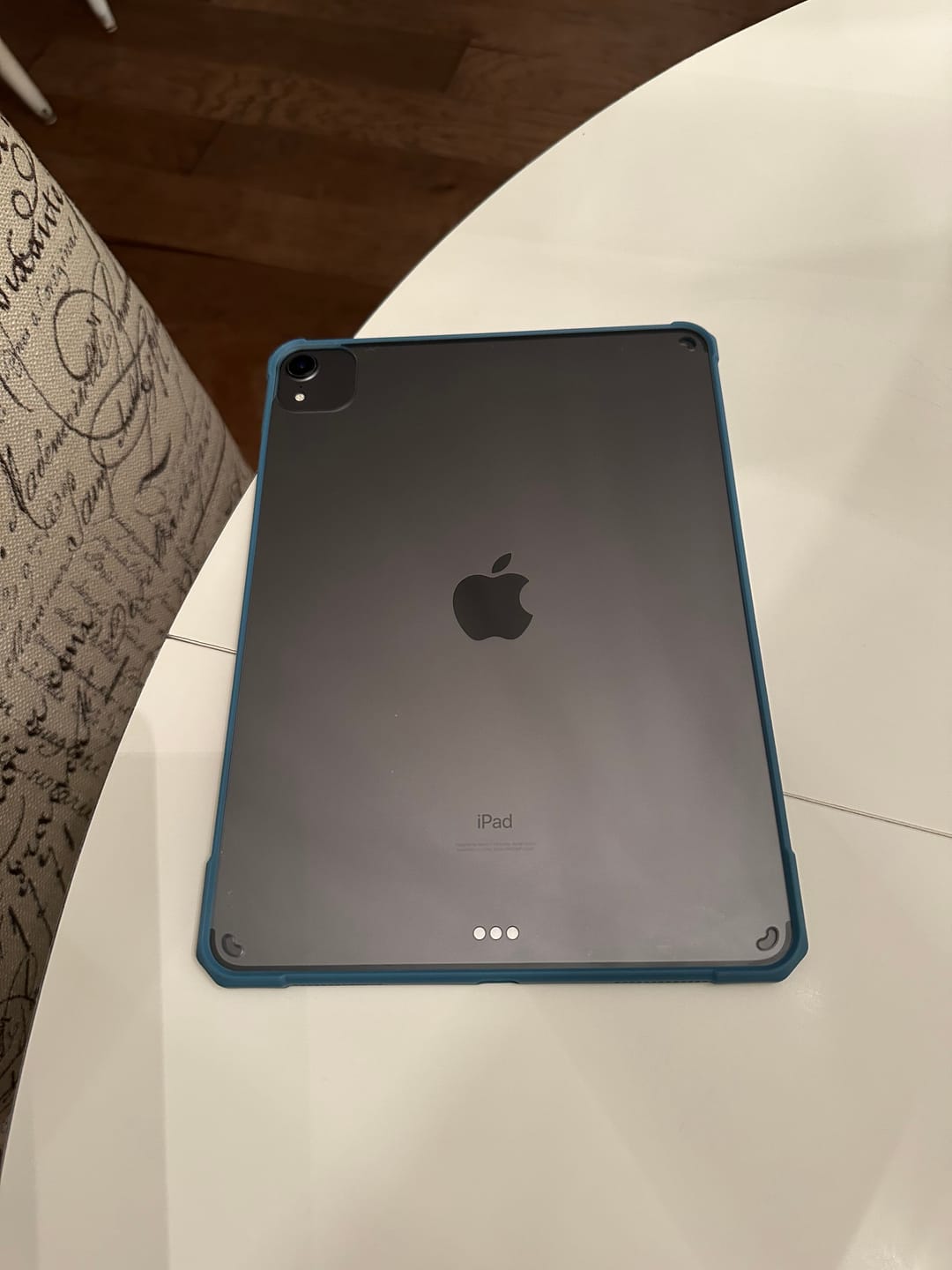Customer photo review of Venture Series Clear Hard Shell Case - iPad Pro 11" (3rd/4th Gen)