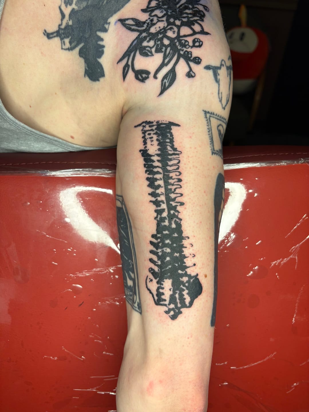 Customer photo review of Original Tattoo Armrest XL - pillow size 50x37cm - PATENTED