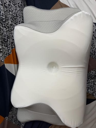 Customer photo review of Relief Pillow 2.0 – Upgraded for Maximum Pain Relief and Support