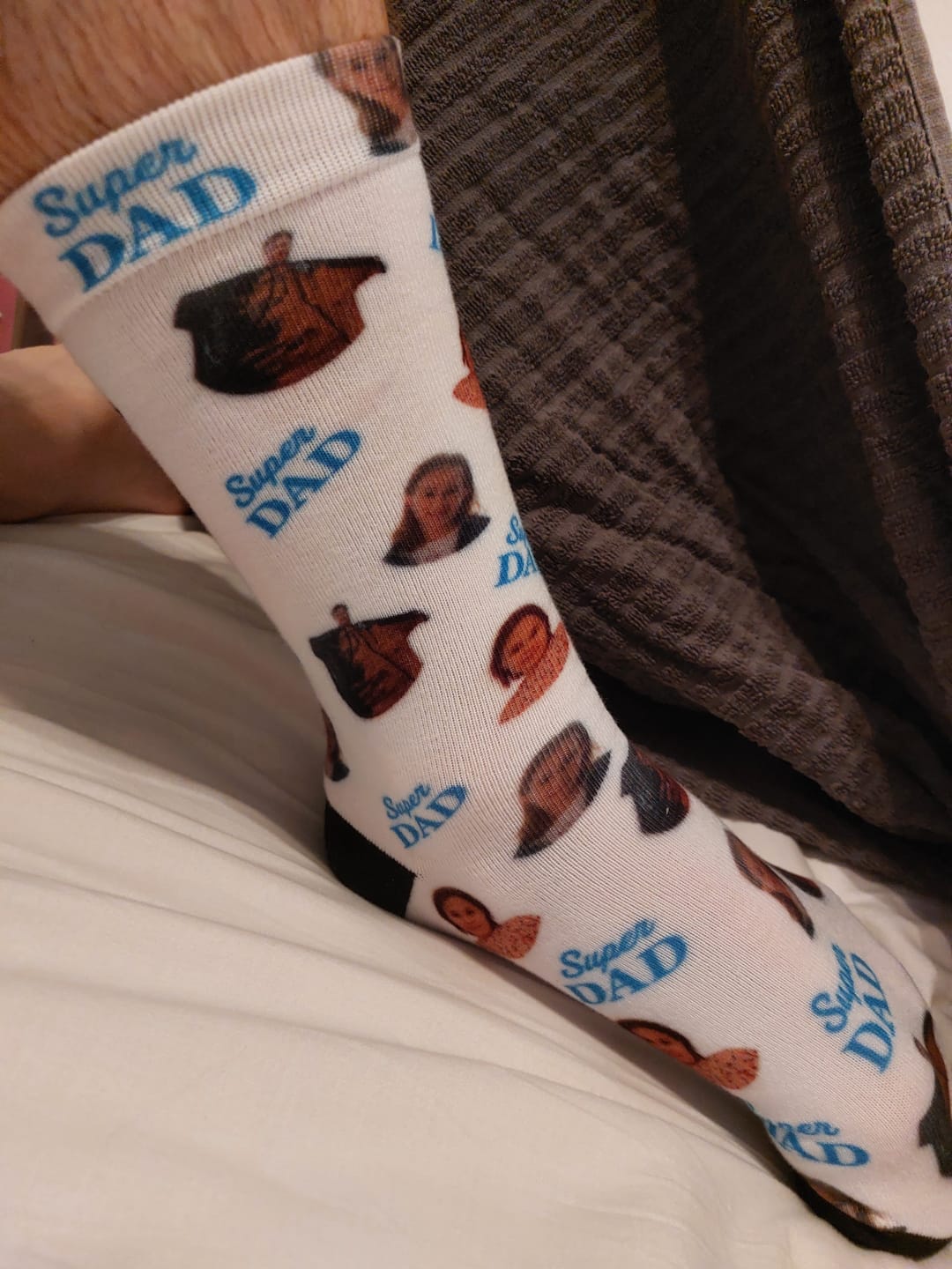 Customer photo review of Bester Papa - Personalisierte Socken für die Familie mit Foto