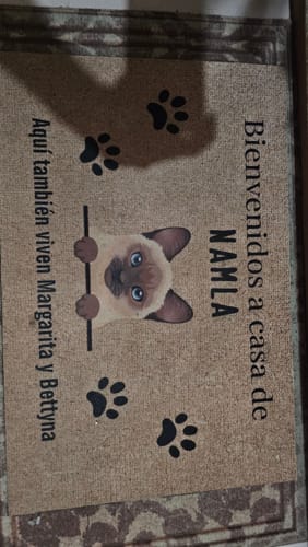 Customer photo review of Tapete personalizado Mascotas