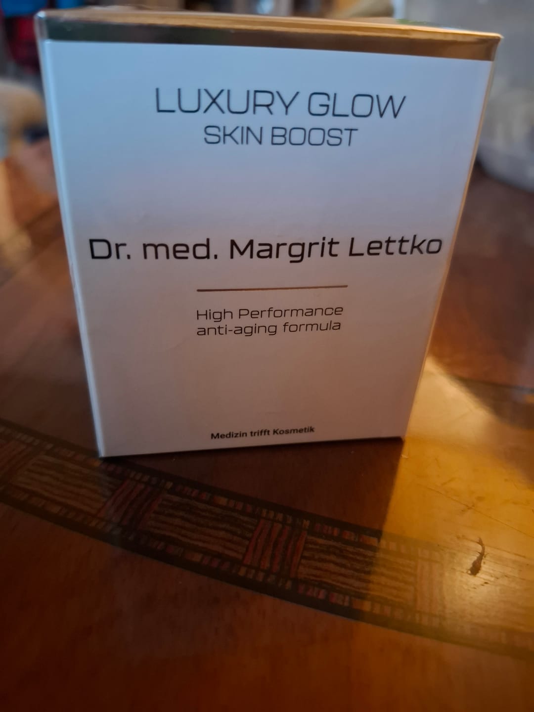 Customer photo review of Luxury Glow AntiAging-Creme