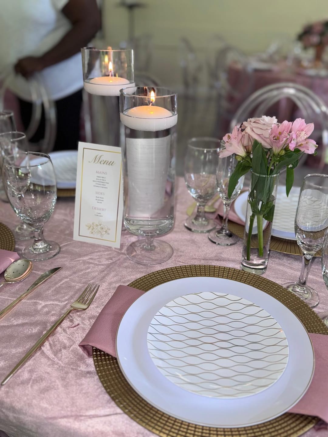 Customer photo review of Whisk Collection Plastic Salad Plates White & Gold 7.5"