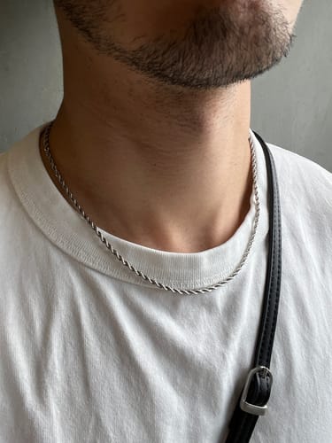 Customer photo review of Minimal Silver Rope Chain