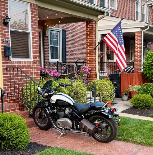 Customer photo review of Triumph Bobber Speedmaster Left Side Solo Bag - TBL01