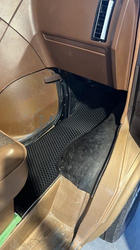 Customer photo review of Fußmatten für Van - Vorne