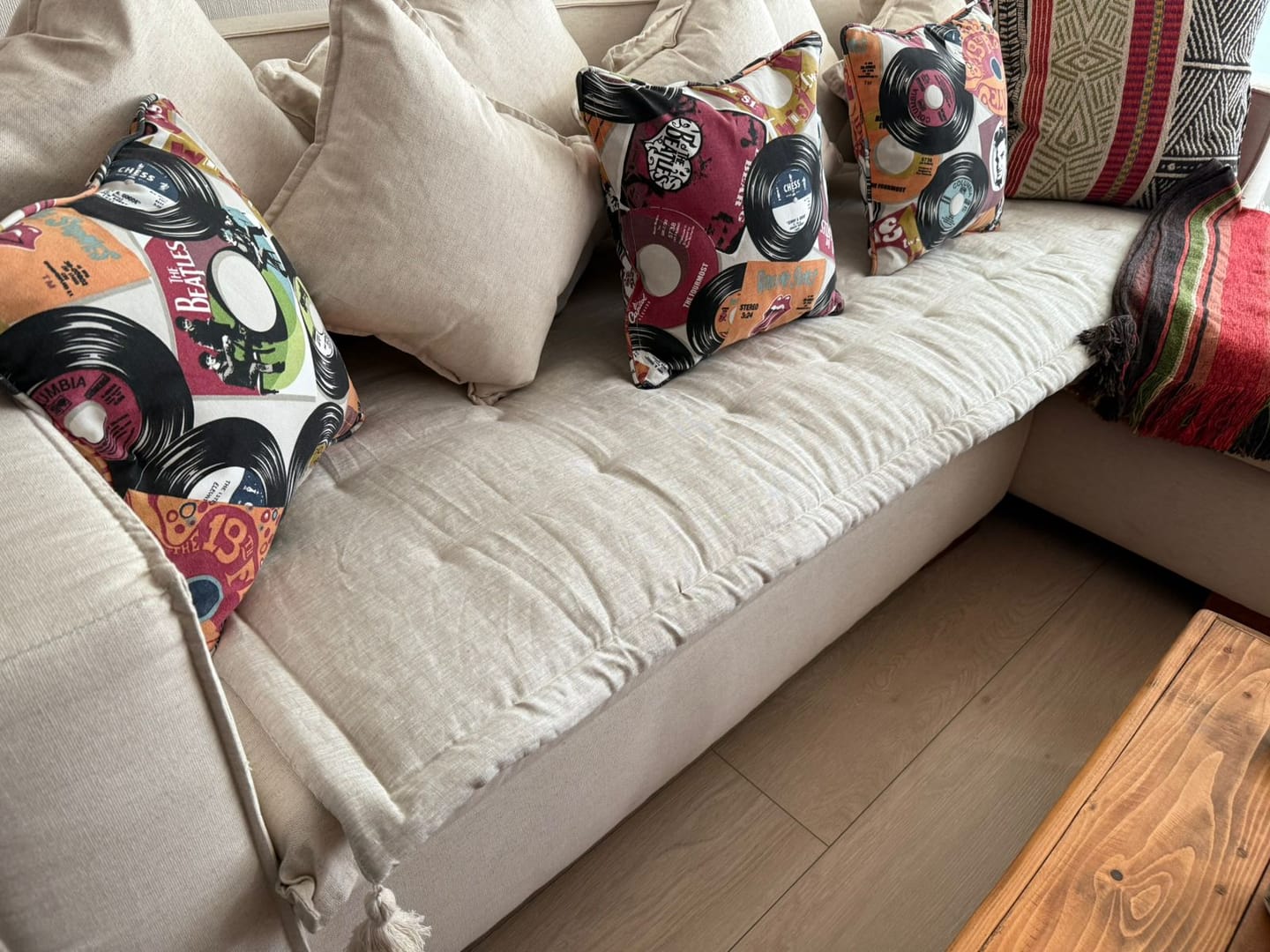 Customer photo review of SOFÁ COVER