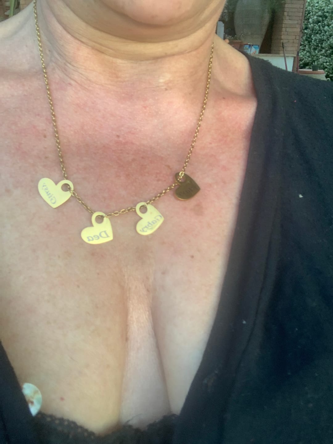 Customer photo review of Collana Cuoricini con Nomi Incisi ✦ Cuori di Mamma