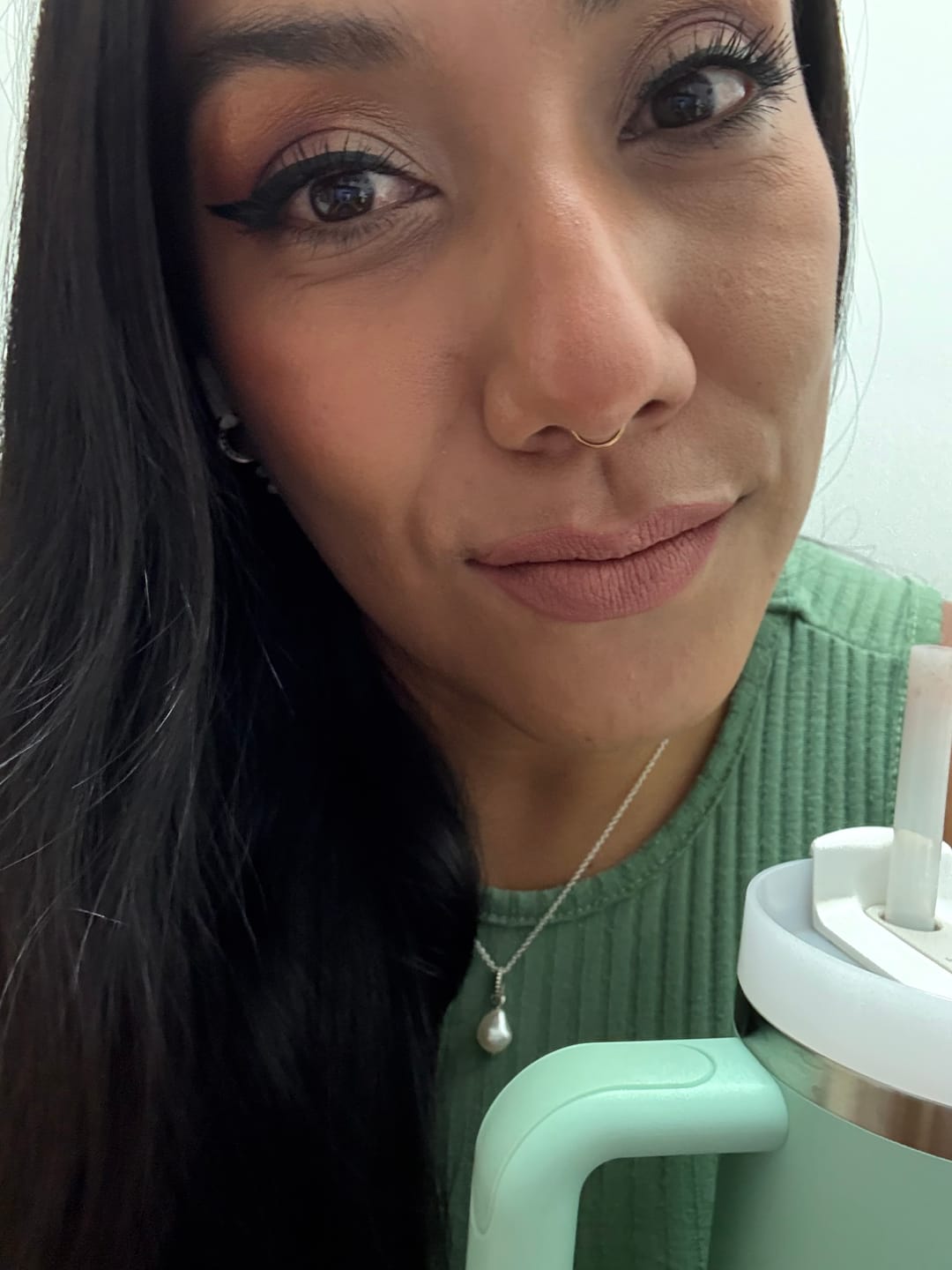 Customer photo review of Set de 6 Labiales Líquidos Mate Yuya 2024 (Alquimia, Soneto, Bruma, Eco, Cometa, Maleza)